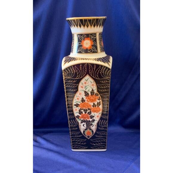 Vintage Porcelain Shogun Vase Black and White with Orange Flowers 10" tall - Picture 4 of 6